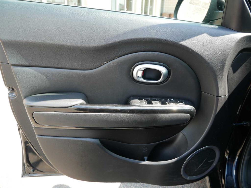 used 2016 Kia Soul car, priced at $8,944
