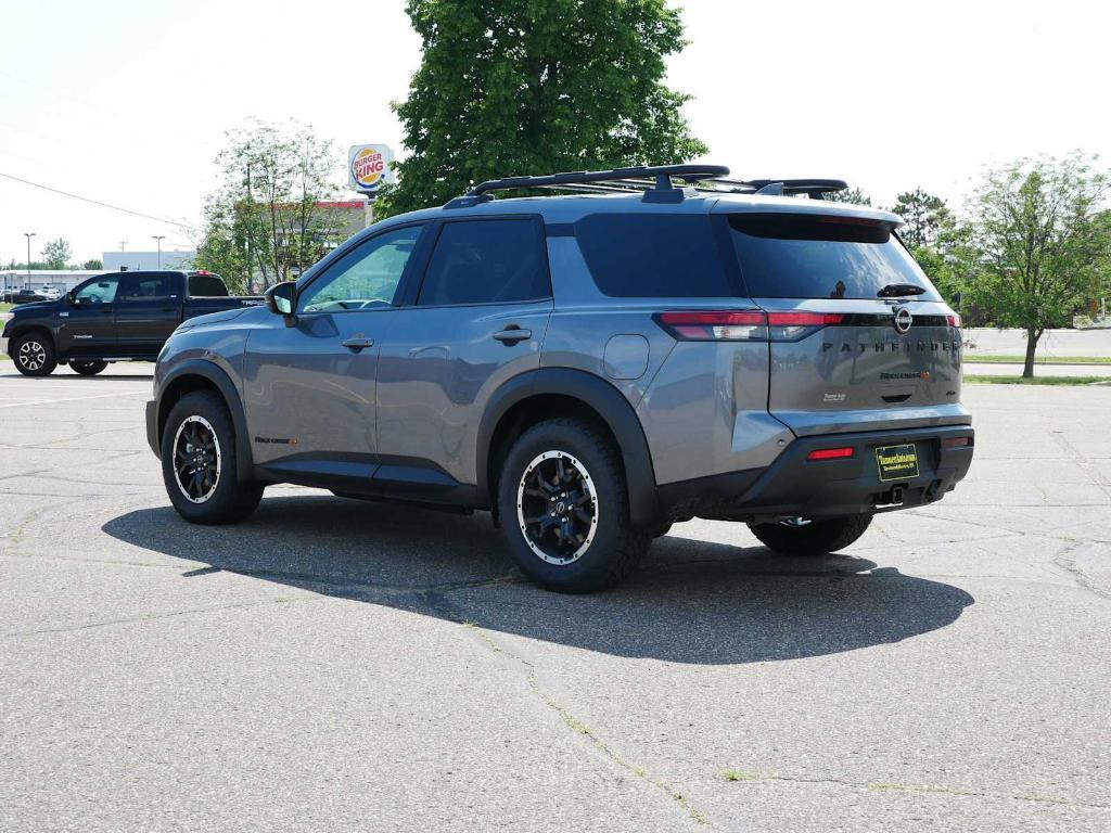 new 2025 Nissan Pathfinder car, priced at $43,968