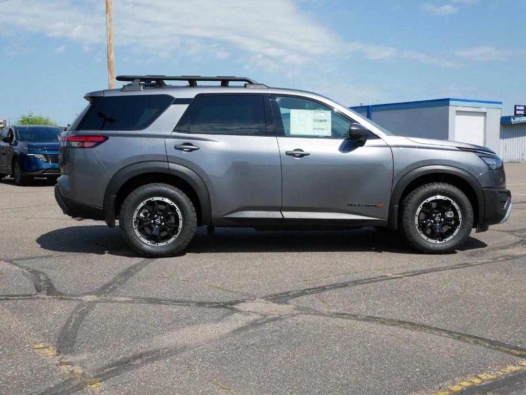 new 2025 Nissan Pathfinder car, priced at $43,968