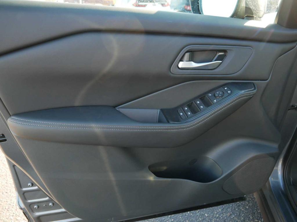 new 2026 Nissan Rogue car, priced at $31,221