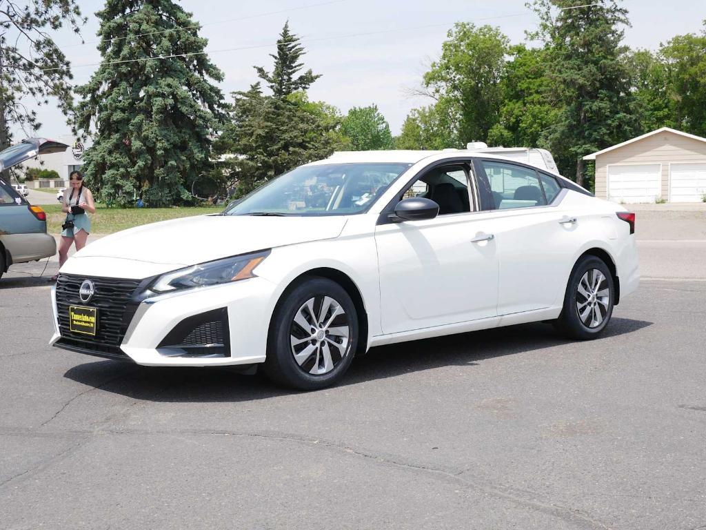 new 2025 Nissan Altima car, priced at $27,209