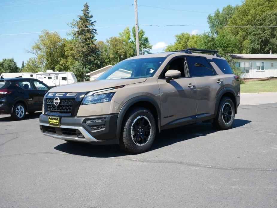 new 2024 Nissan Pathfinder car, priced at $45,375