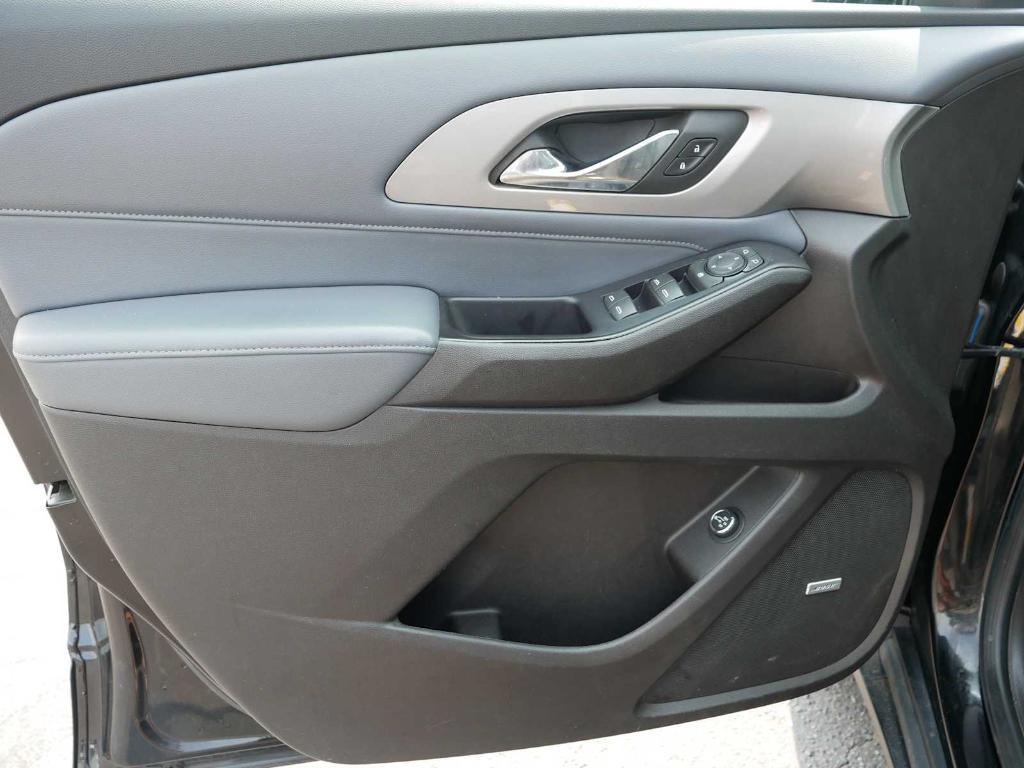 used 2018 Chevrolet Traverse car, priced at $13,993