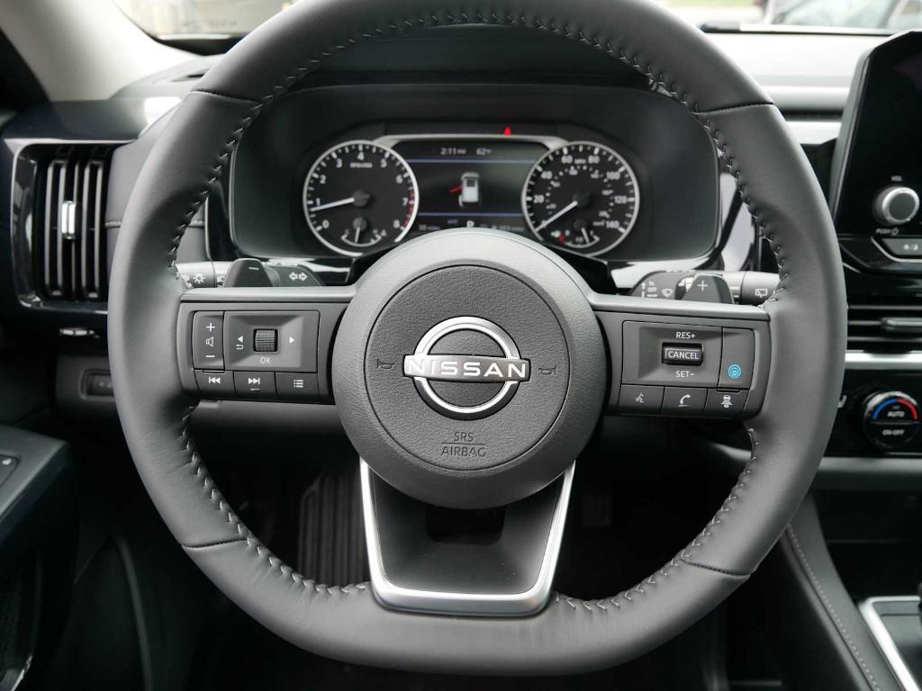 new 2025 Nissan Pathfinder car, priced at $43,569