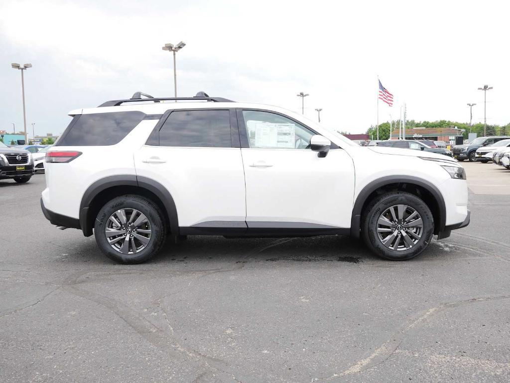 new 2025 Nissan Pathfinder car, priced at $43,569
