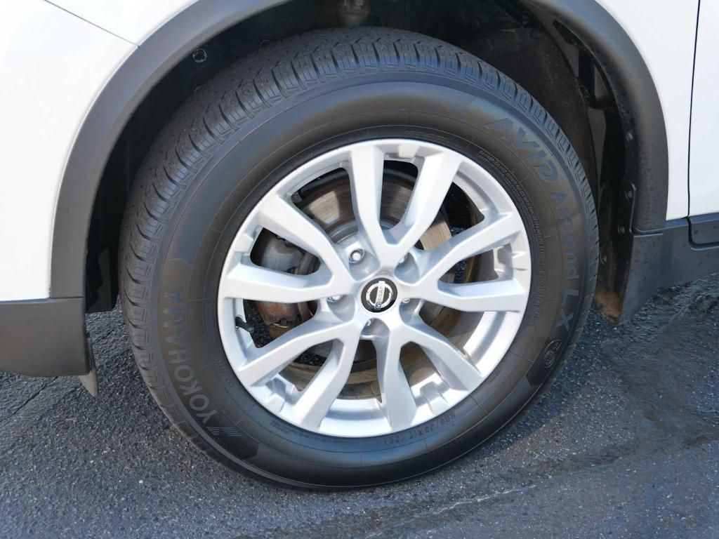 used 2017 Nissan Rogue car, priced at $9,988