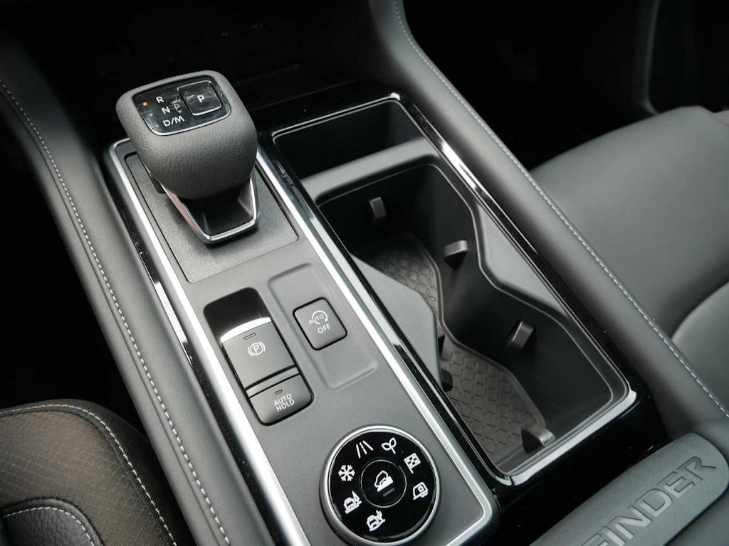 new 2025 Nissan Pathfinder car, priced at $46,975