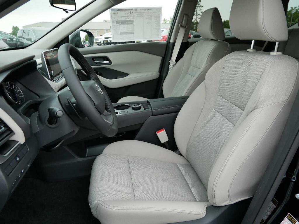 new 2025 Nissan Rogue car, priced at $32,029