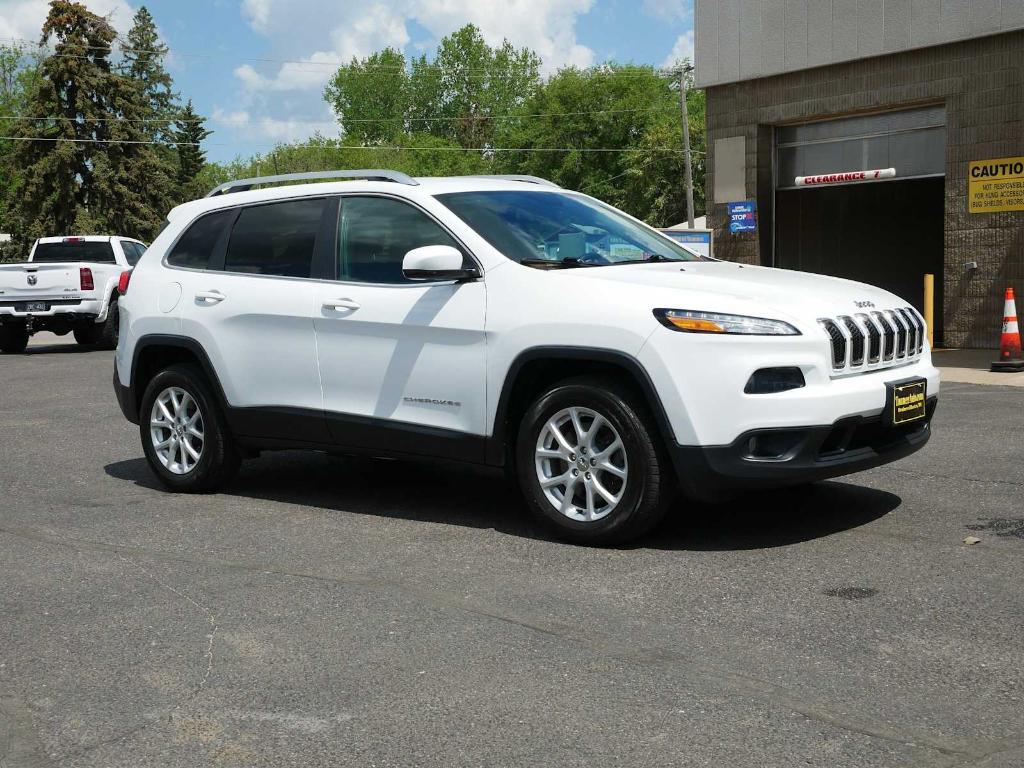 used 2016 Jeep Cherokee car, priced at $15,992