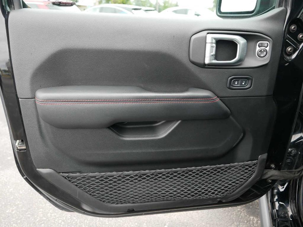 used 2021 Jeep Gladiator car, priced at $32,777