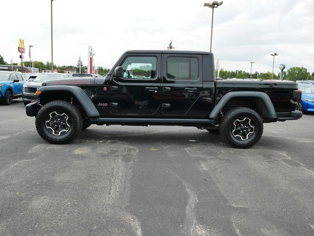 used 2021 Jeep Gladiator car, priced at $32,777