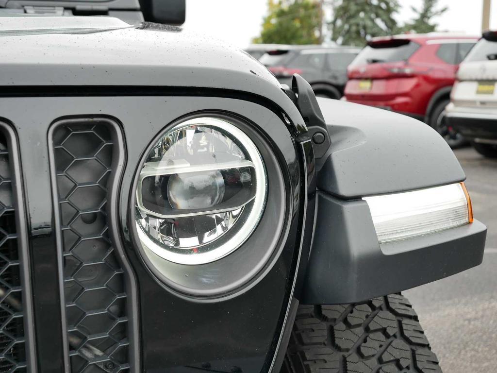 used 2021 Jeep Gladiator car, priced at $32,777