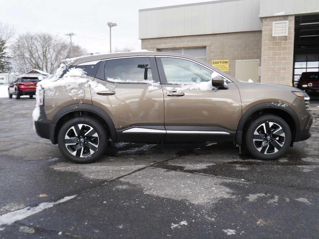 new 2025 Nissan Kicks car, priced at $25,378