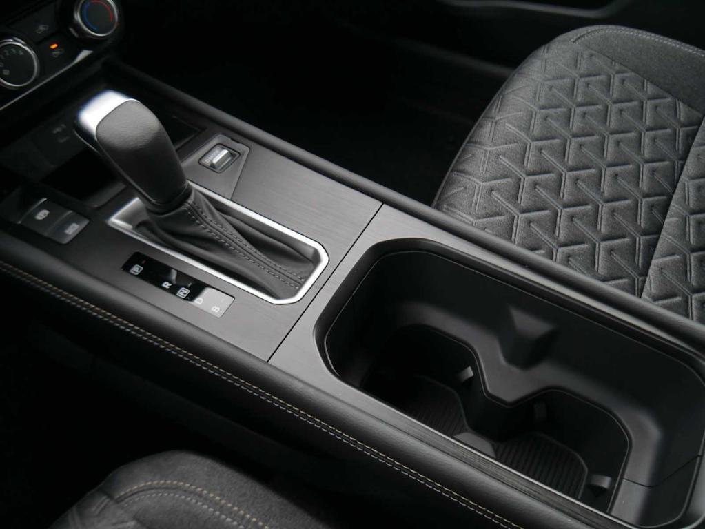 new 2025 Nissan Kicks car, priced at $25,378