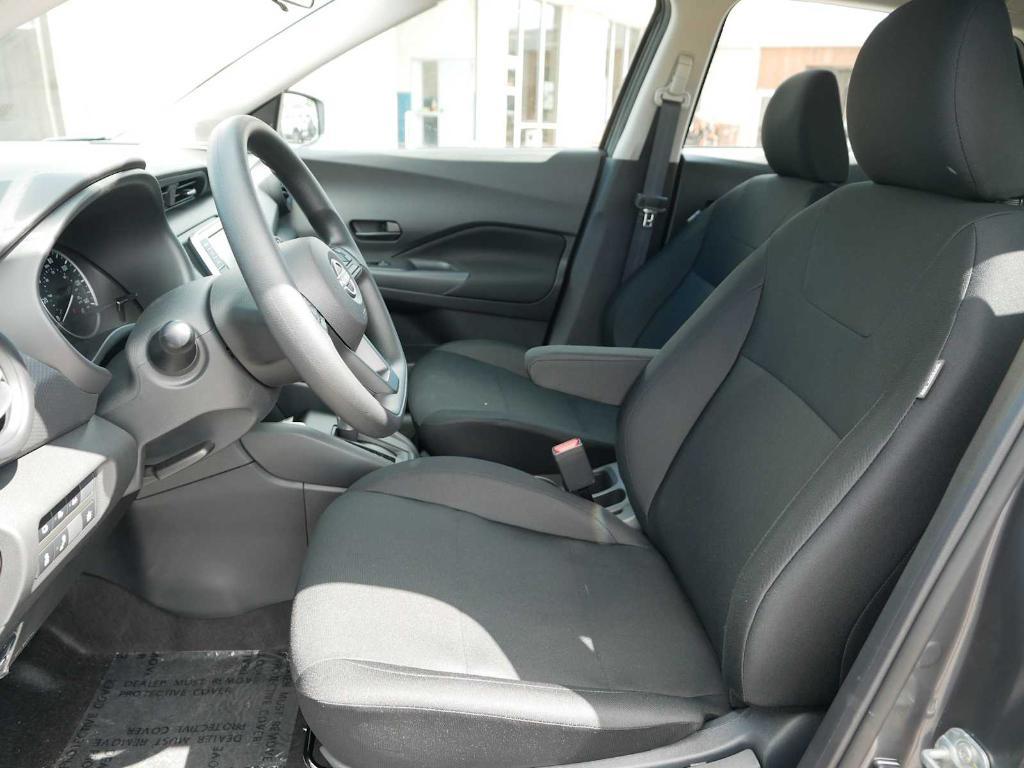new 2025 Nissan Kicks Play car, priced at $22,899