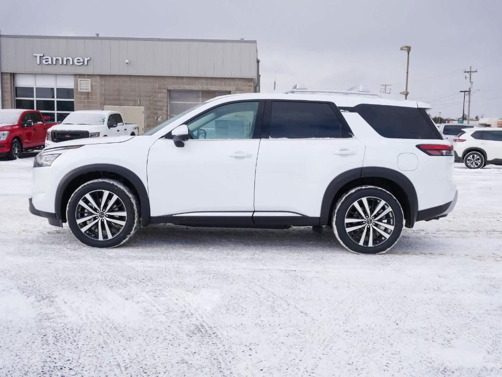 new 2025 Nissan Pathfinder car, priced at $54,825