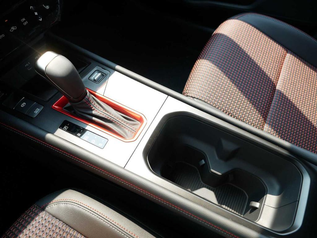 new 2025 Nissan Kicks car, priced at $30,051
