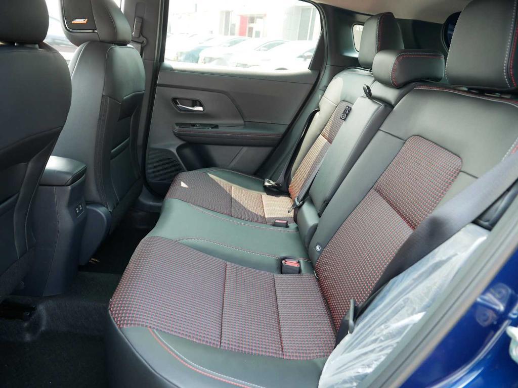 new 2025 Nissan Kicks car, priced at $30,051