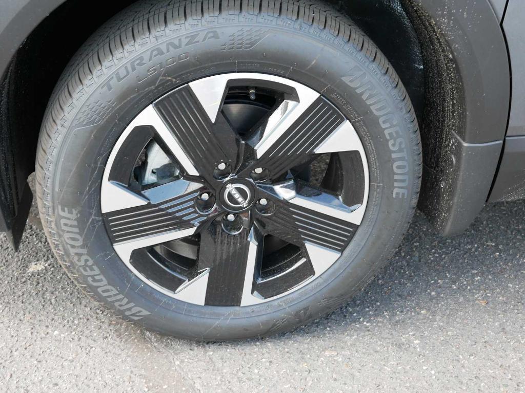 new 2025 Nissan Kicks car, priced at $27,458