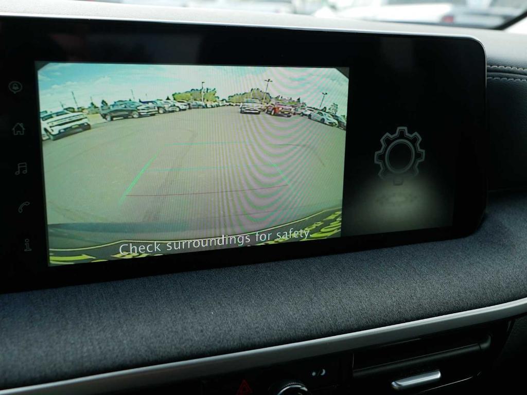 new 2025 Nissan Kicks car, priced at $27,458