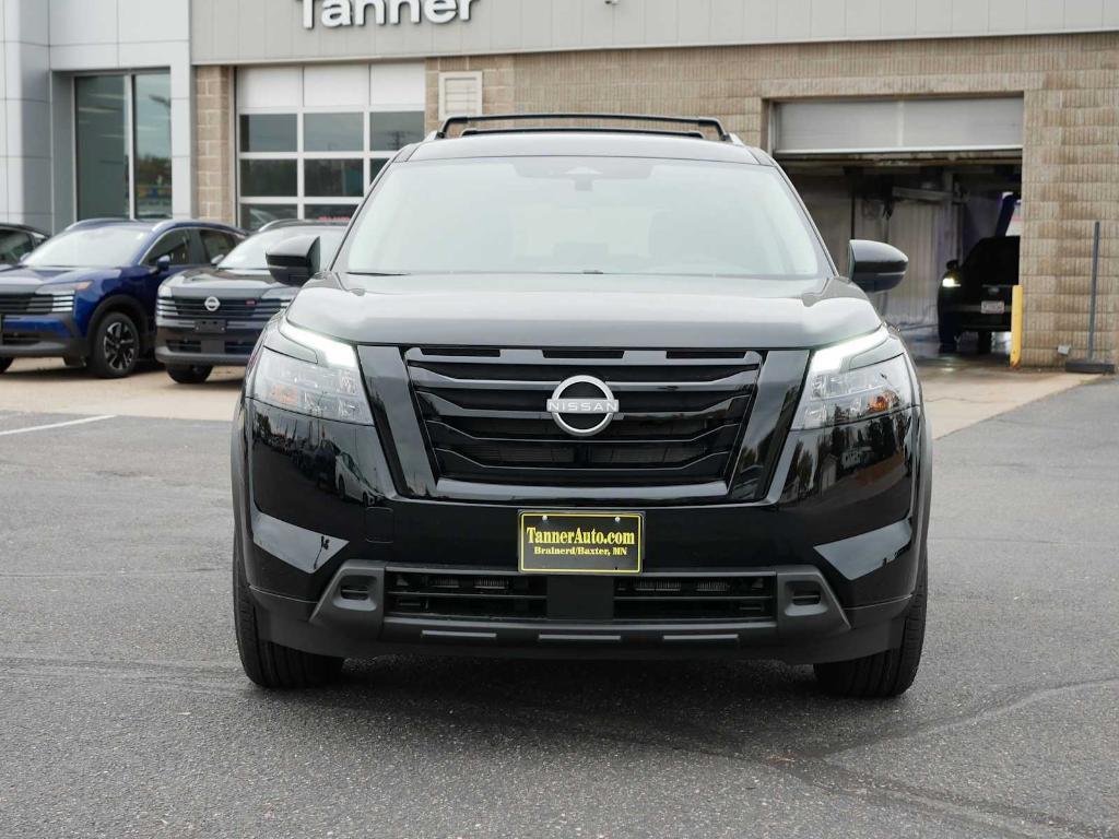 new 2025 Nissan Pathfinder car, priced at $37,006