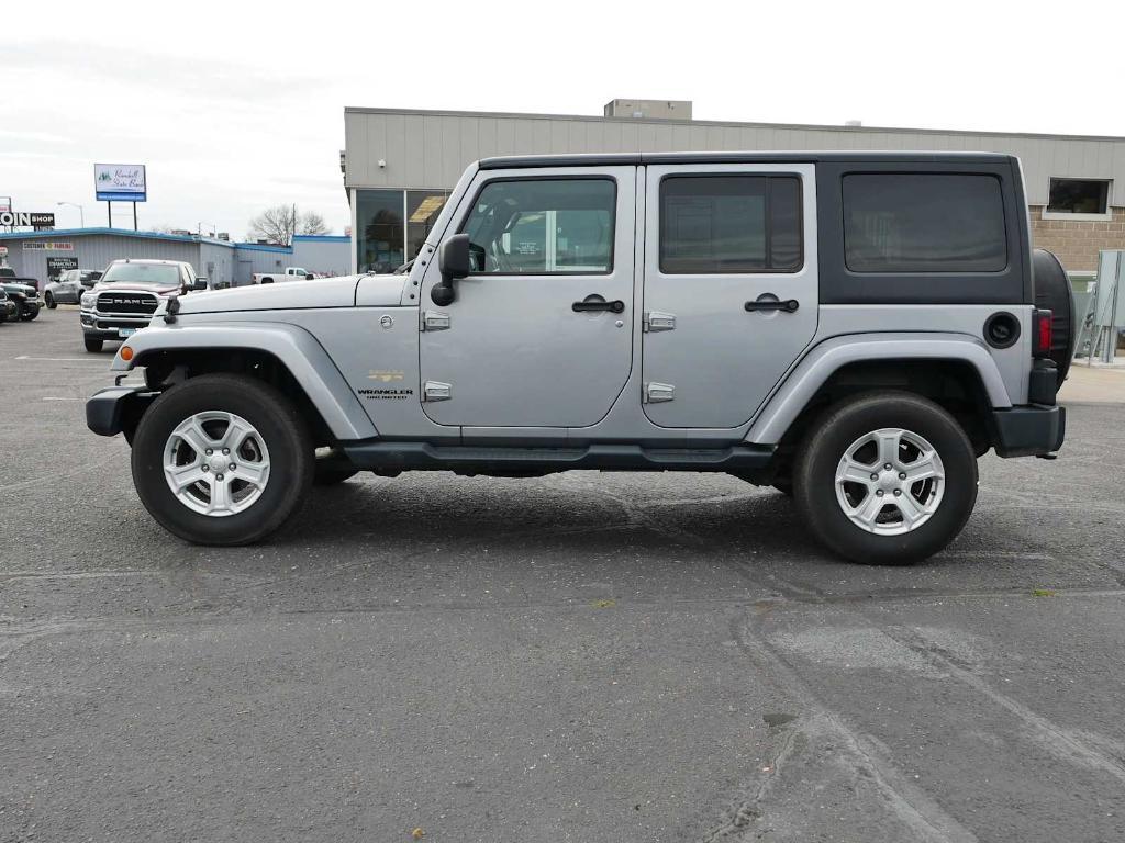 used 2015 Jeep Wrangler Unlimited car, priced at $17,893
