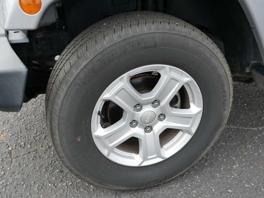 used 2015 Jeep Wrangler Unlimited car, priced at $17,893