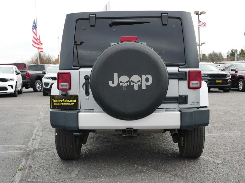 used 2015 Jeep Wrangler Unlimited car, priced at $17,893