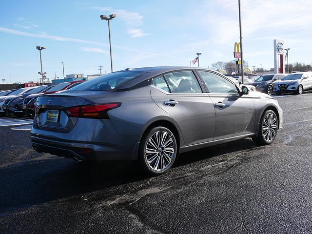 new 2024 Nissan Altima car, priced at $34,236