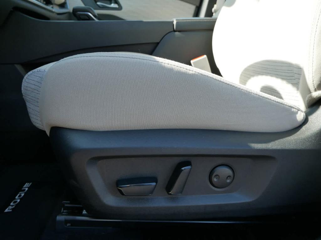 used 2023 Nissan Rogue car, priced at $25,994