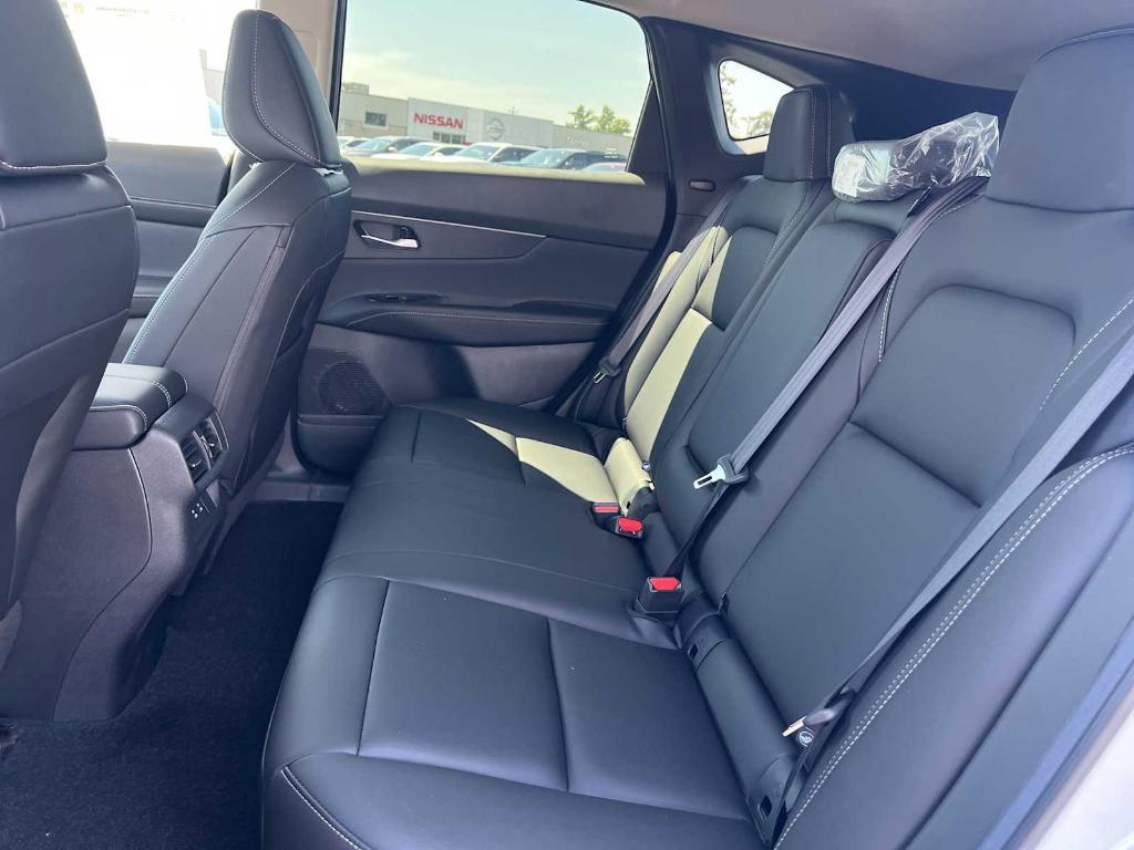 new 2025 Nissan Murano car, priced at $42,052