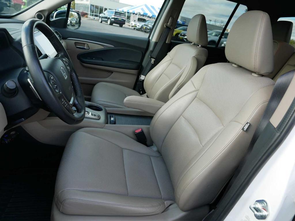 used 2023 Honda Ridgeline car, priced at $33,991