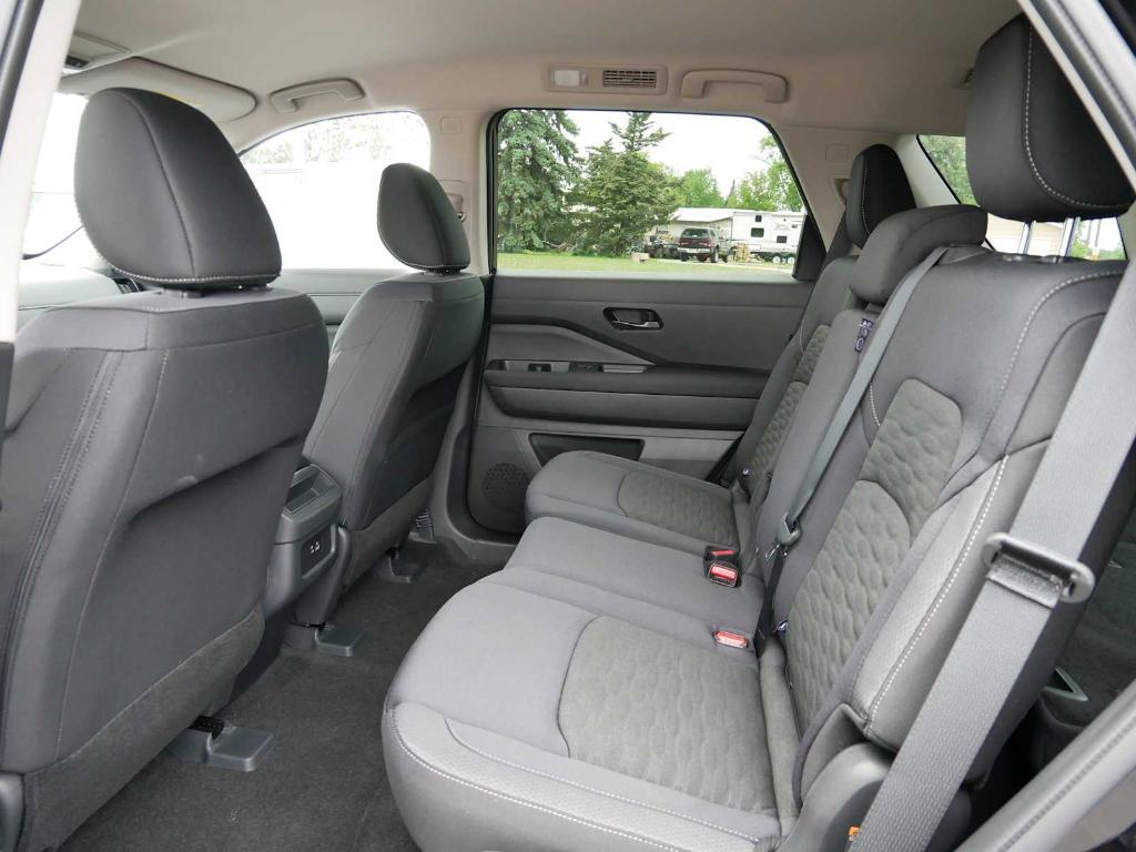 new 2025 Nissan Pathfinder car, priced at $38,219