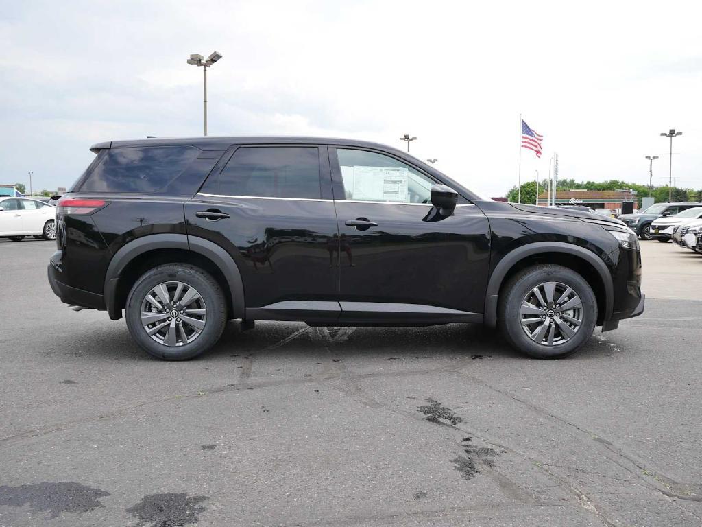 new 2025 Nissan Pathfinder car, priced at $38,219