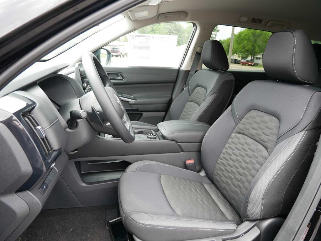 new 2025 Nissan Pathfinder car, priced at $38,219