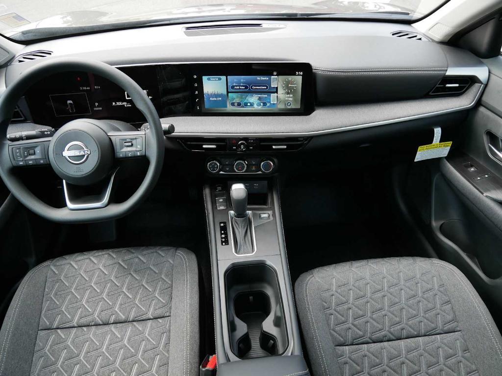 new 2025 Nissan Kicks car, priced at $28,066