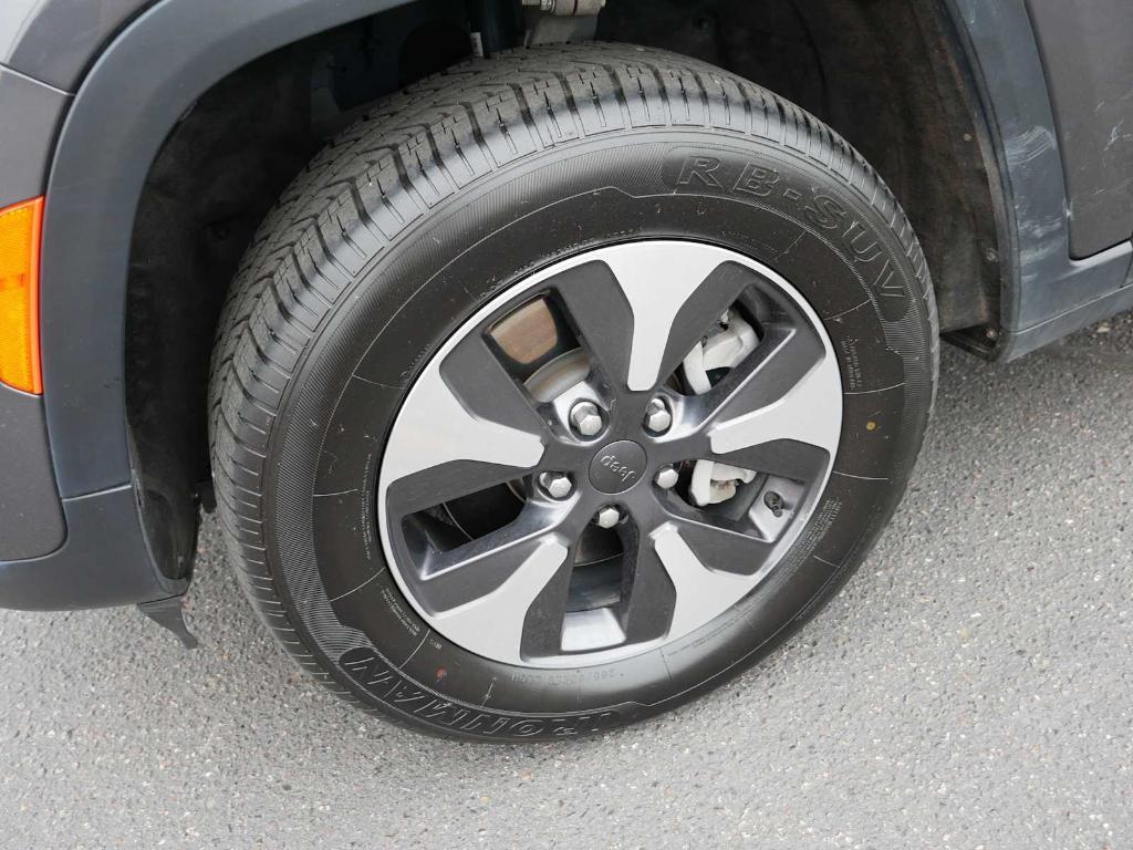 used 2024 Jeep Grand Cherokee 4xe car, priced at $28,884