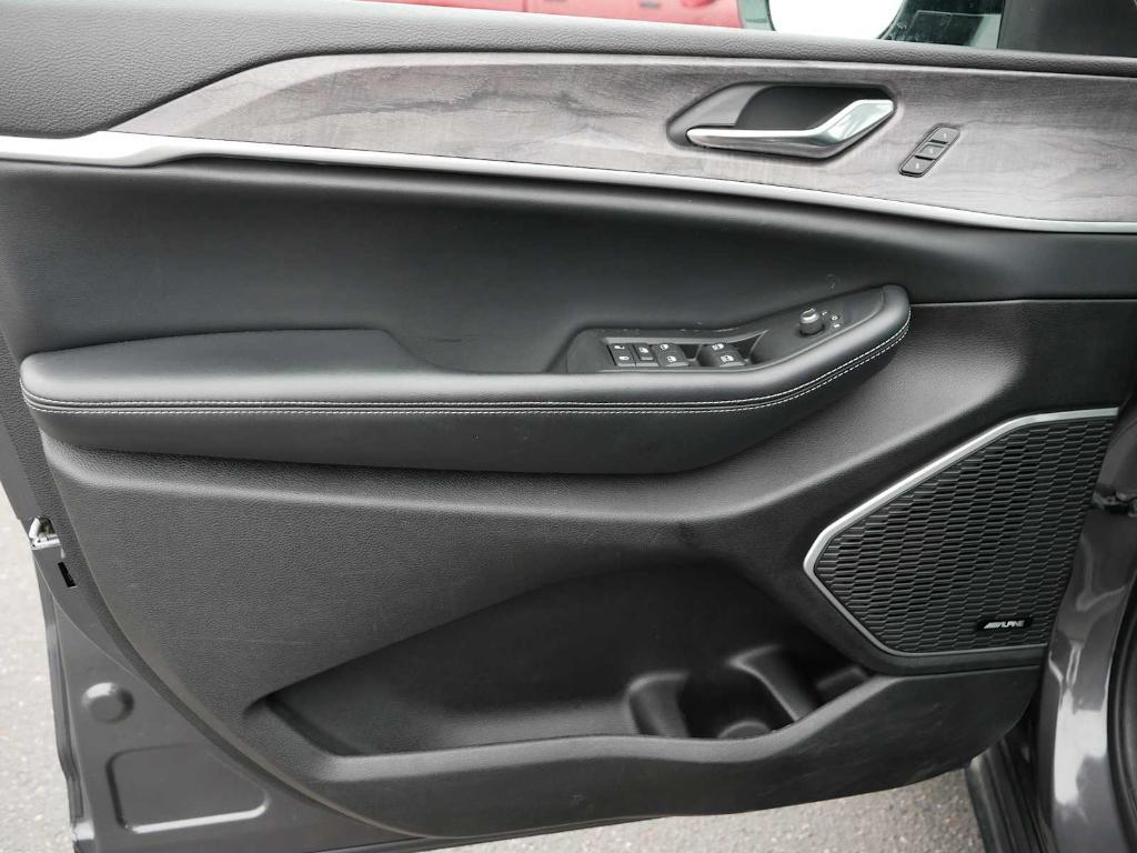 used 2024 Jeep Grand Cherokee 4xe car, priced at $28,884