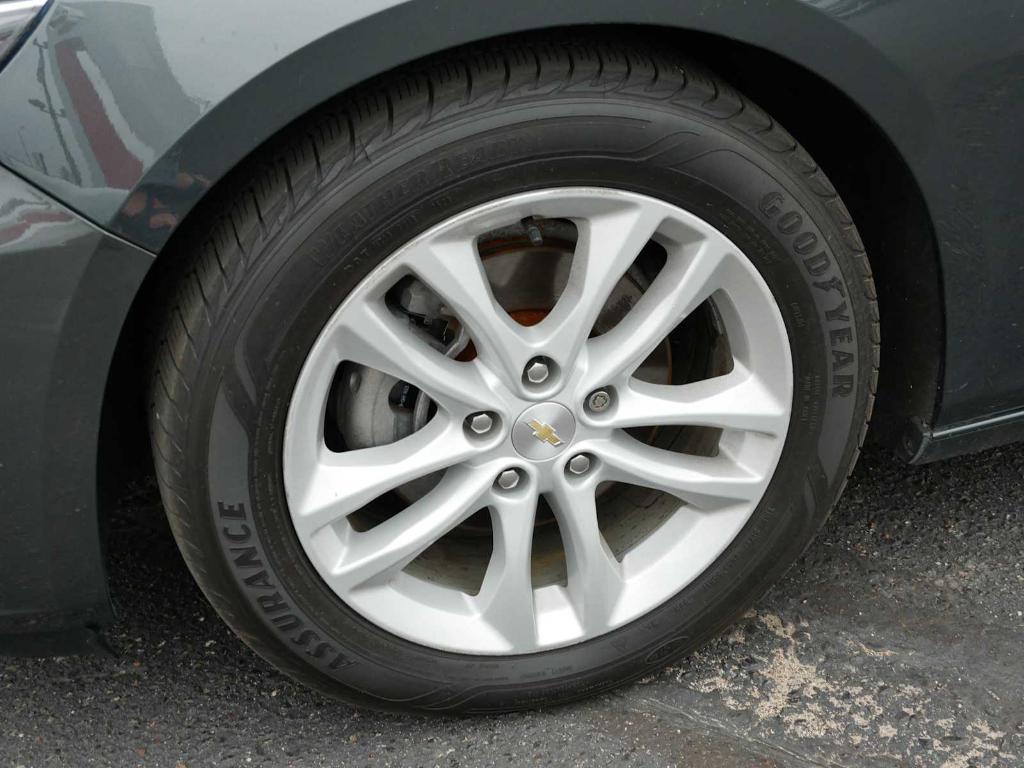 used 2018 Chevrolet Malibu Hybrid car, priced at $15,990