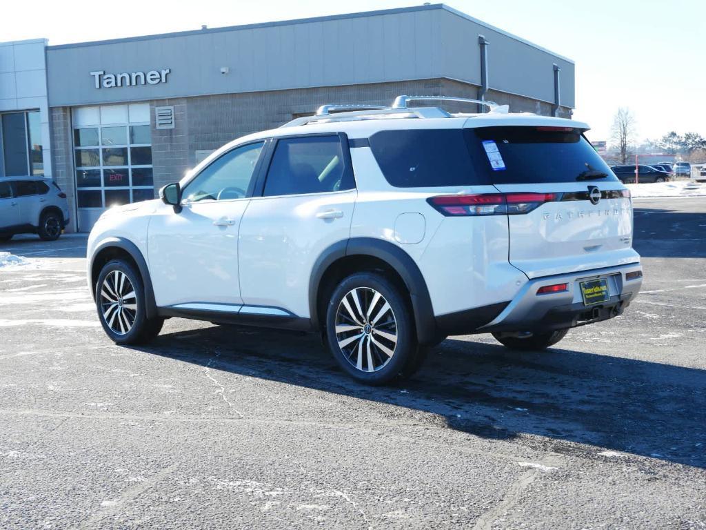 new 2025 Nissan Pathfinder car, priced at $53,530