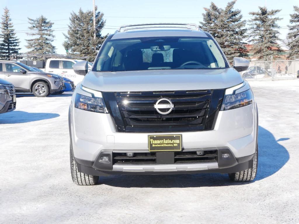 new 2025 Nissan Pathfinder car, priced at $51,061