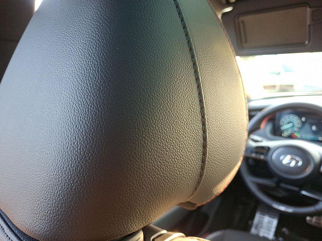 used 2024 Hyundai TUCSON Hybrid car, priced at $34,000