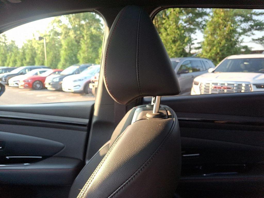 used 2024 Hyundai TUCSON Hybrid car, priced at $34,000