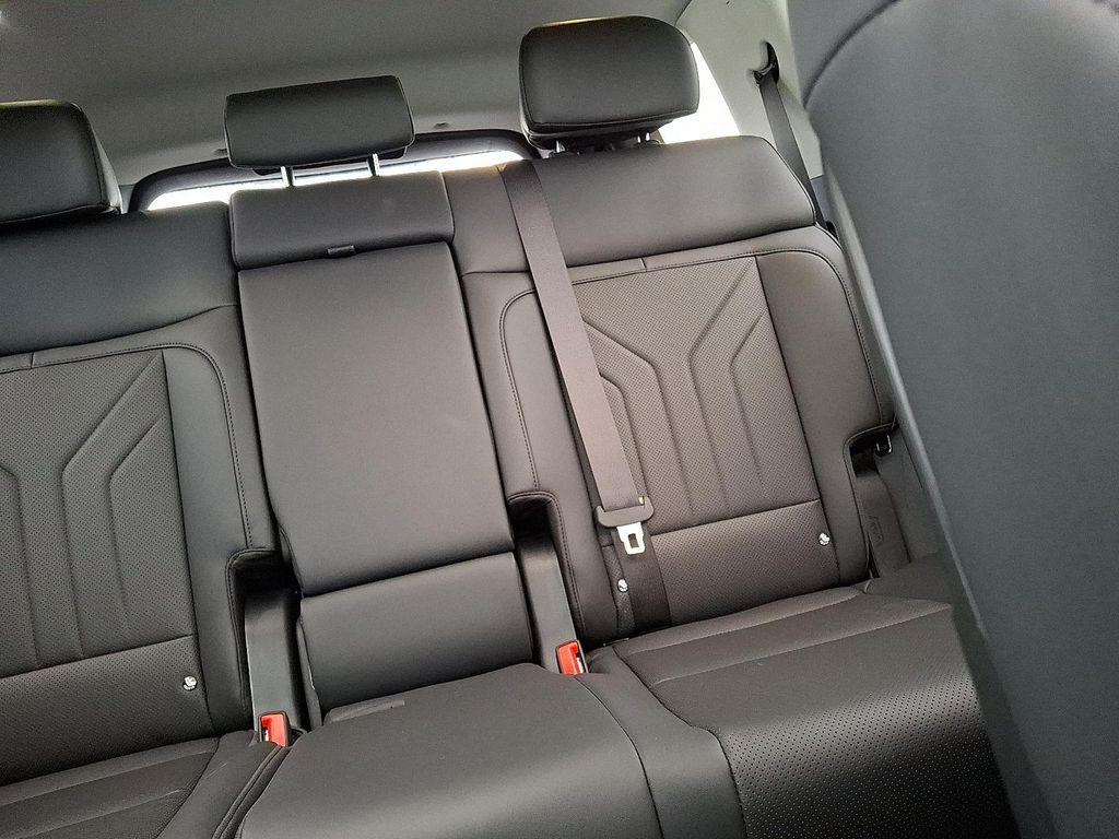 used 2025 Hyundai Santa Fe car, priced at $37,850