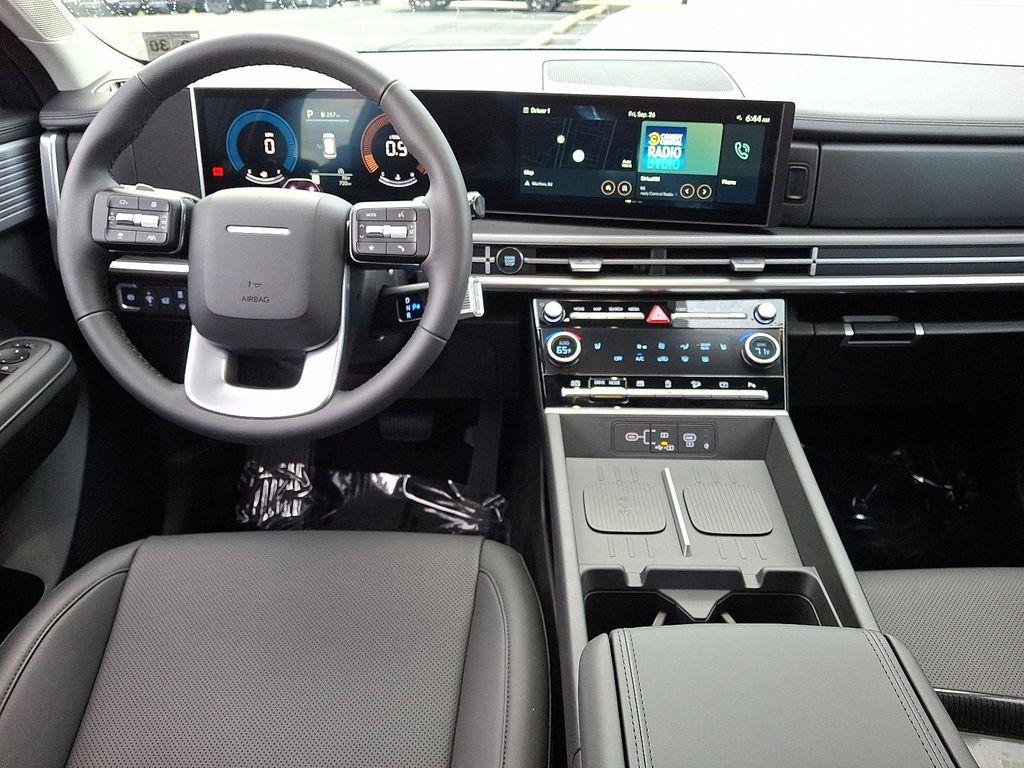 used 2025 Hyundai Santa Fe car, priced at $37,850