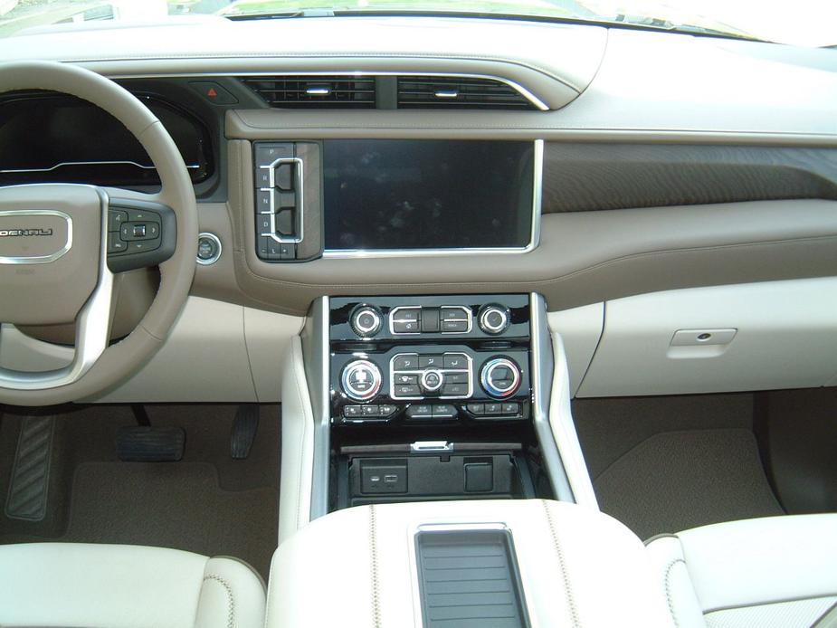 used 2023 GMC Yukon car, priced at $75,988