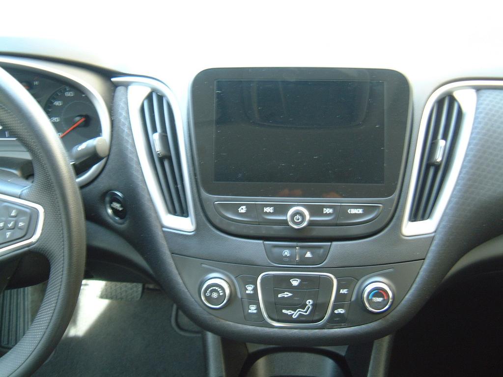 used 2020 Chevrolet Malibu car, priced at $13,500