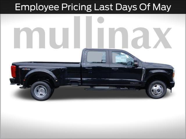 new 2025 Ford F-350 car, priced at $67,677