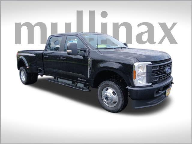 new 2025 Ford F-350 car, priced at $68,427