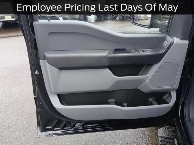 new 2025 Ford F-350 car, priced at $67,677